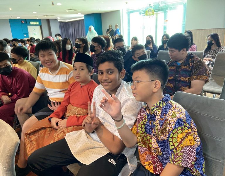 Raya3