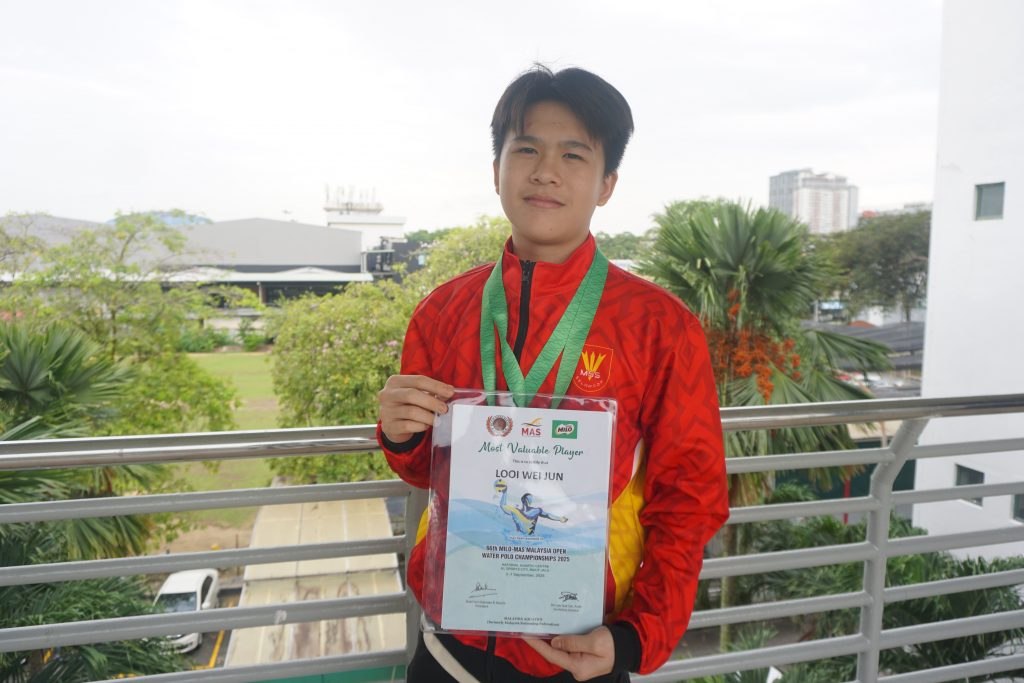 Another Proud Moment in Water Polo! π
π¦
